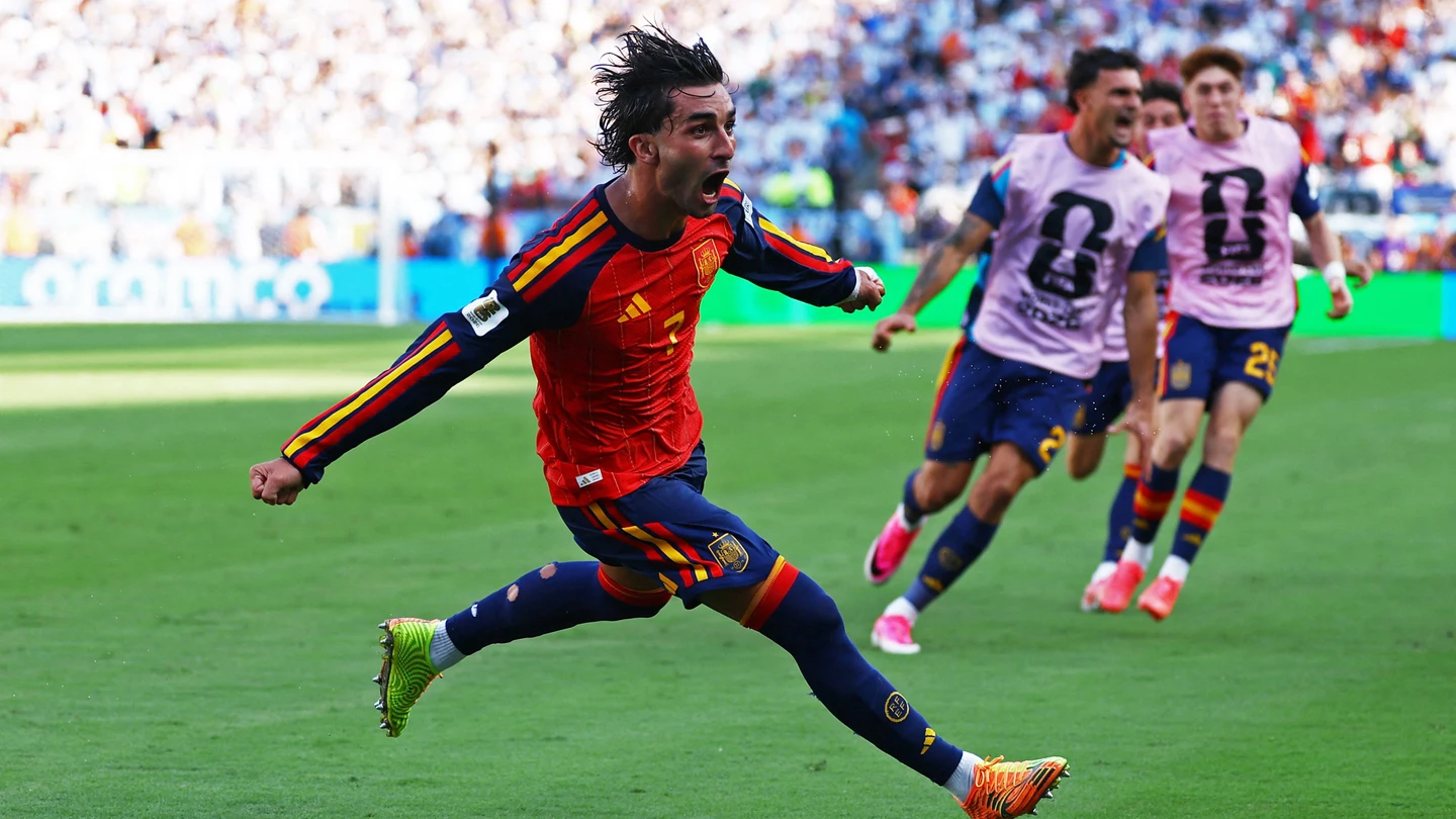 Ferran Torres celebra el primer gol de la selección. Ferran Torres celebra el primer gol de la selección.