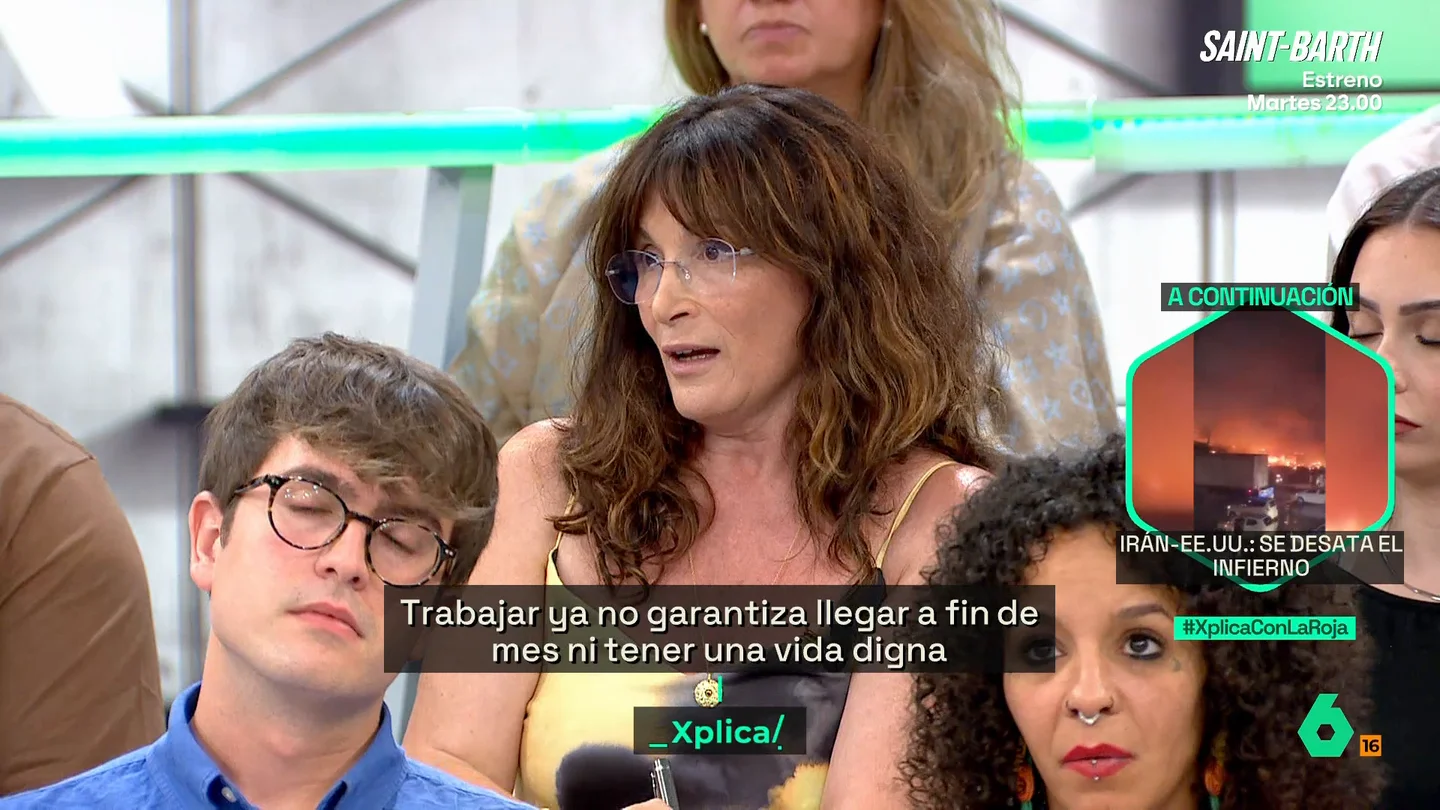 Una camarera de piso, sobre los sueldos: "Con complementos sospechosos te dicen que cobras el salario mínimo cuando no es así" Una camarera de piso, sobre los sueldos: "Con complementos sospechosos te dicen que cobras el salario mínimo cuando no es así"