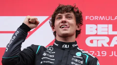 Antonelli tras ganar en el Gran Premio de Bélgica Antonelli tras ganar en el Gran Premio de Bélgica