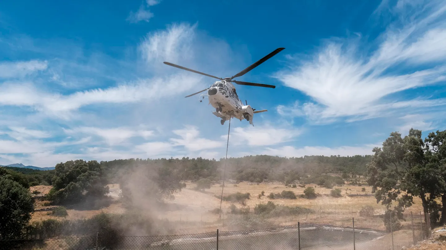 El incendio de La Mierla continúa en nivel 2 y descontrolado: hay 12.000 hectáreas afectadas y más de 700 desplazados. El incendio de La Mierla continúa en nivel 2 y descontrolado: hay 12.000 hectáreas afectadas y más de 700 desplazados.