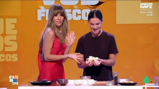 Vero Gómez nos enseña a preparar el sándwich que triunfa en Japón: así se hace, y disfruta, el tamago sando Huevo duro, mostaza, mayonesa y cebollino. Con algo tan sencillo la chef Vero Gómez nos prepara en Zapeando un sándwich brutal que es el más consumido en Japón. La receta paso a paso, en este vídeo.