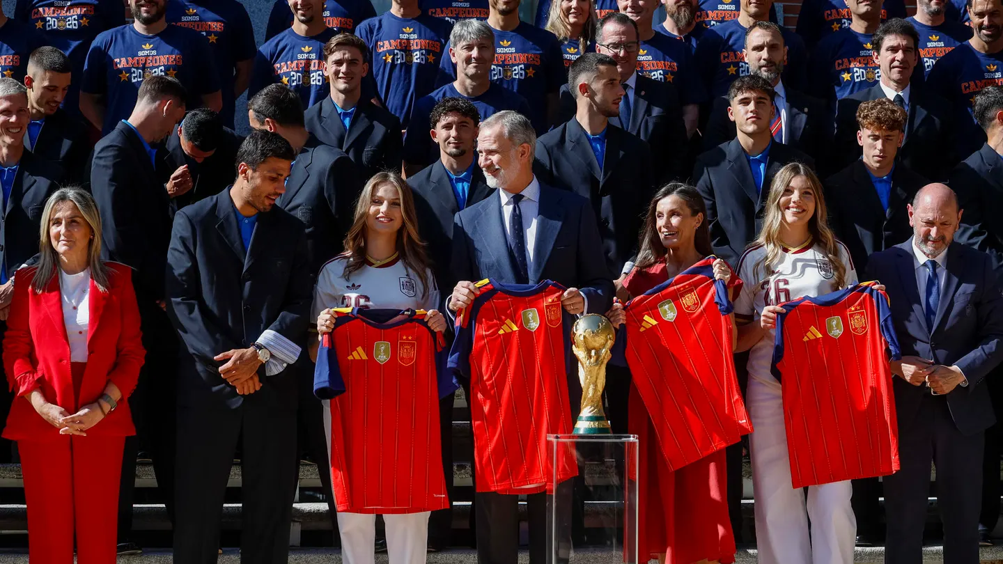 Los reyes reciben en el Palacio de la Zarzuela a la selección española Los reyes reciben en el Palacio de la Zarzuela a la selección española