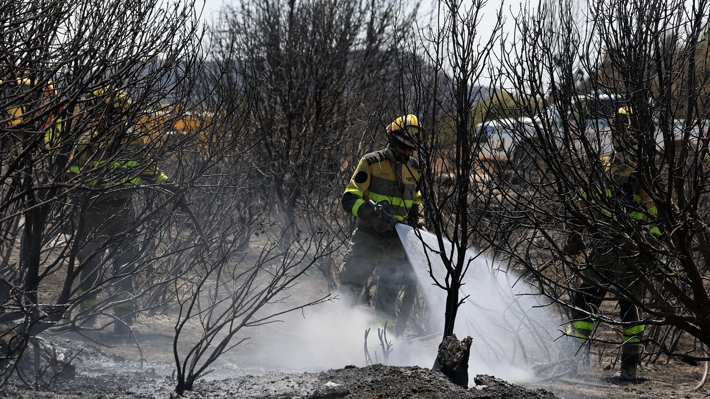 El Gobierno de Aragón autoriza el regreso de los desalojados de Asín y Orés tras estabilizar el incendio El Gobierno de Aragón autoriza el regreso de los desalojados de Asín y Orés tras estabilizar el incendio