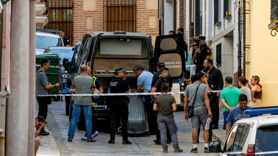 Investigan el asesinato a pu&ntilde;aladas de una mujer en una vivienda de Antequera