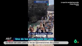 Ayer y hoy se ve&iacute;an largas colas de visitantes en la Playa de las Catedrales. El martes la Xunta tuvo que cerrar por motivos de seguridad de los turistas este espacio natural donde solo se conceden 4.800 permisos al d&iacute;a.