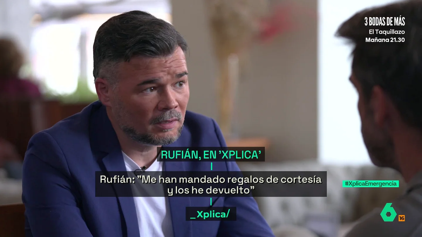 Rufián: "Yo no soy objetivo con Zapatero, porque a mí me ha ayudado muchísimo y es mi amigo" Rufián: "Yo no soy objetivo con Zapatero, porque a mí me ha ayudado muchísimo y es mi amigo"