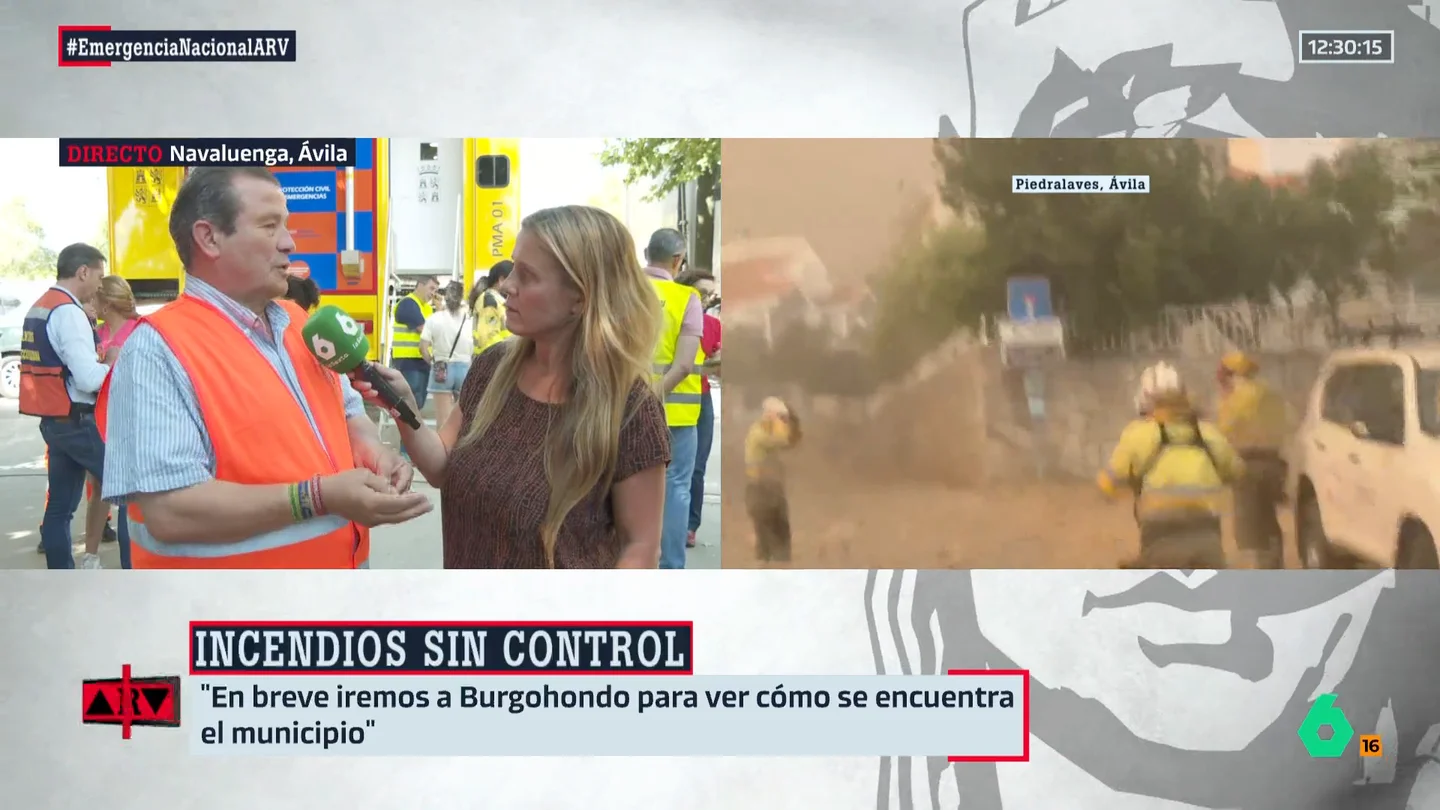 El alcalde de Burgohondo da por finalizado el incendio y reclama que se permita a los vecinos volver a sus casas: "Peligro, peligro, no hay" El alcalde de Burgohondo da por finalizado el incendio y reclama que se permita a los vecinos volver a sus casas: "Peligro, peligro, no hay"