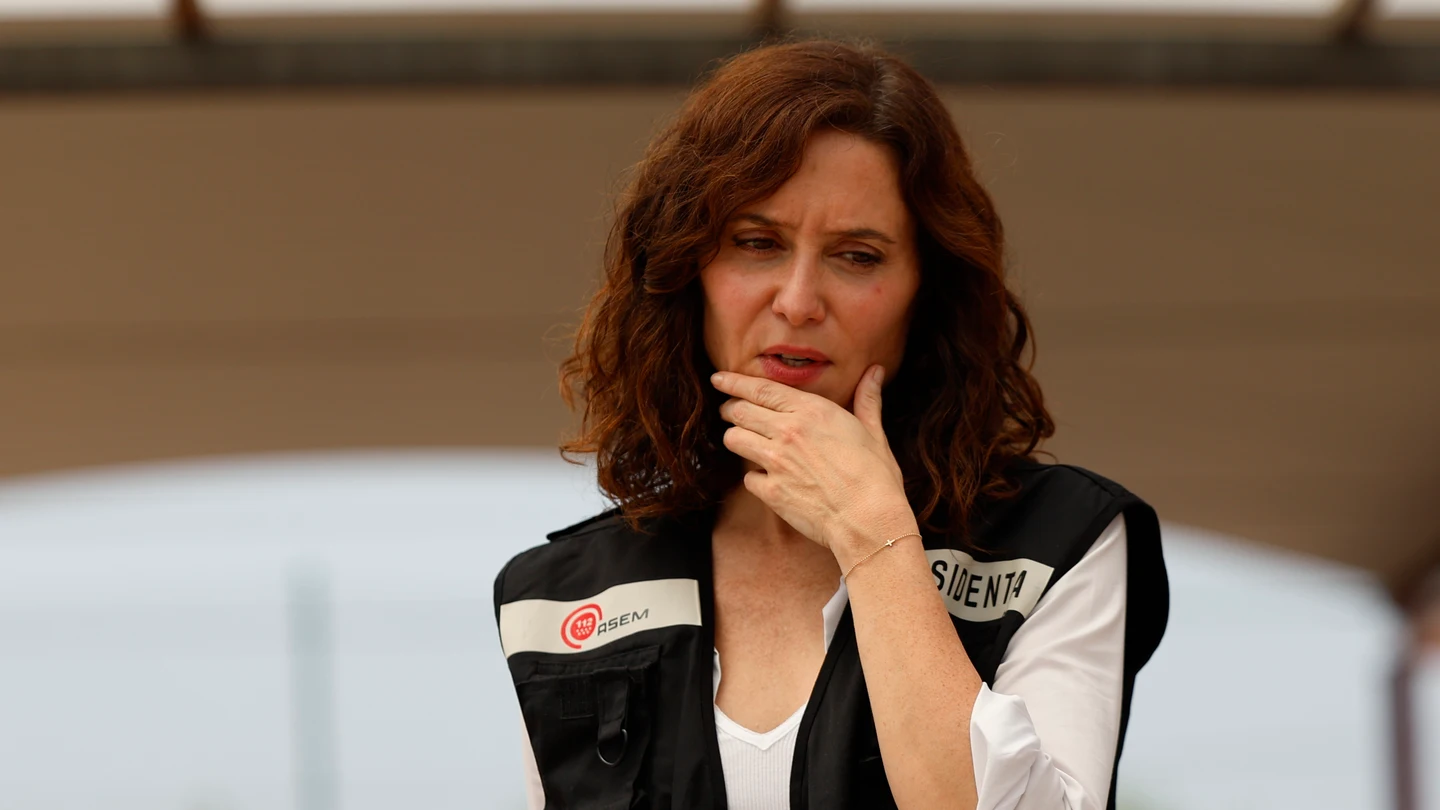 La presidenta de la Comunidad de Madrid, Isabel Díaz Ayuso, atiende a los medios en La Chopera de Villamanta La presidenta de la Comunidad de Madrid, Isabel Díaz Ayuso, atiende a los medios en La Chopera de Villamanta