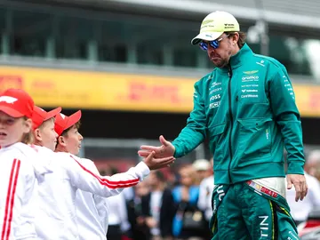 Alonso celebra el paso adelante de Aston Martin: "Estuvo bien volver a sentirse competitivo" Alonso celebra el paso adelante de Aston Martin: "Estuvo bien volver a sentirse competitivo"