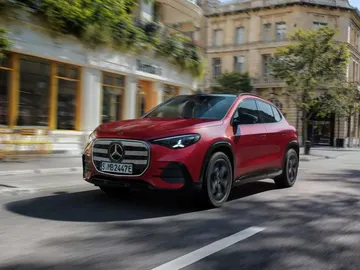 Mercedes corrige el error del EQA: su sustituto ya no quiere parecer un coche eléctrico Mercedes corrige el error del EQA: su sustituto ya no quiere parecer un coche eléctrico