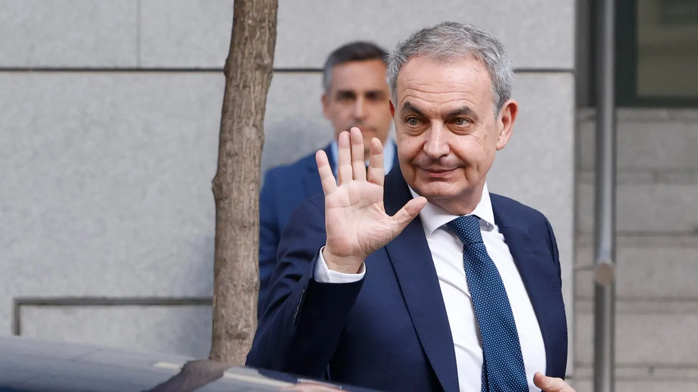 El juez del 'caso Plus Ultra' rectifica y estudiará la nulidad de algunas resoluciones judiciales que planteó Zapatero El juez del 'caso Plus Ultra' rectifica y estudiará la nulidad de algunas resoluciones judiciales que planteó Zapatero / EFE