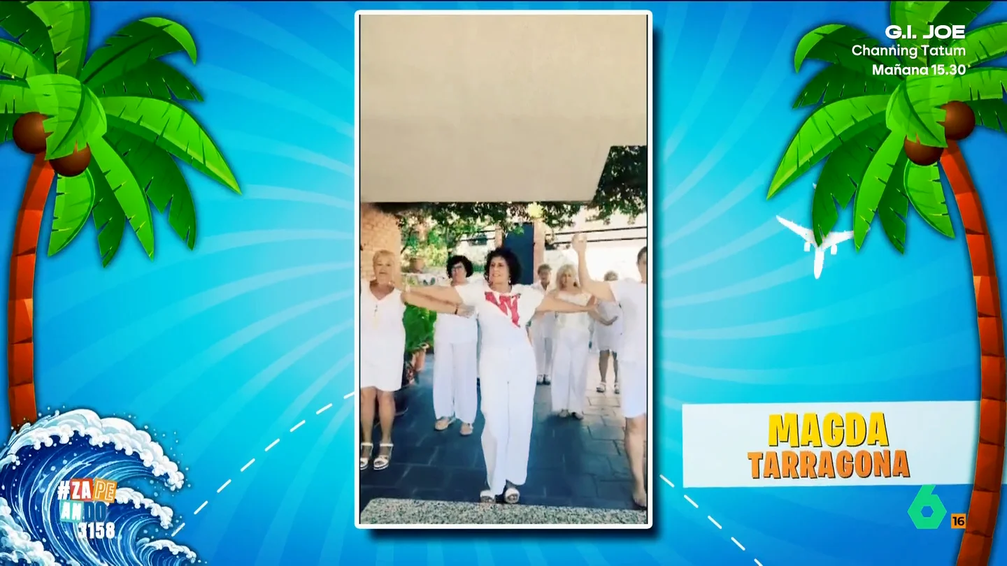Los espectadores de Zapeando siguen disfrutando de sus vacaciones a ritmo de 'NUEVAYoL' de Bad Bunny El programa sigue sumando vídeos para su videoclip veraniego. Este está protagonizado por algunos espectadores que se han animado a enviar su vídeo bailando la canción del cantante de Puerto Rico.