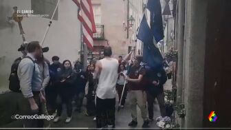 La desesperaci&oacute;n de un vecino de Santiago por la masificaci&oacute;n del Camino: "Esto es Disneyland para peregrinos"