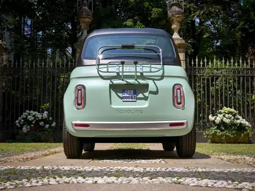 El Fiat Topolino cuenta con accesorios para verano y uno ayudará a que no consumas tanto en aire acondicionado El Fiat Topolino cuenta con accesorios para verano y uno ayudará a que no consumas tanto en aire acondicionado
