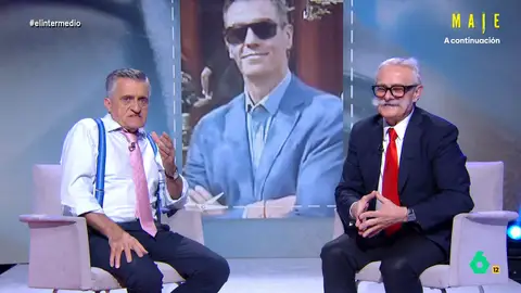 Pedro Mansilla analiza el uso de las gafas en política: "Pedro Sánchez se las pone y crea una leyenda" El sociólogo indicaba que este complemento, de alguna manera, se convierte en una especie de máscara y que, para algunos políticos, podían ayudar a "atemperar un poco el retrato robot del personaje".