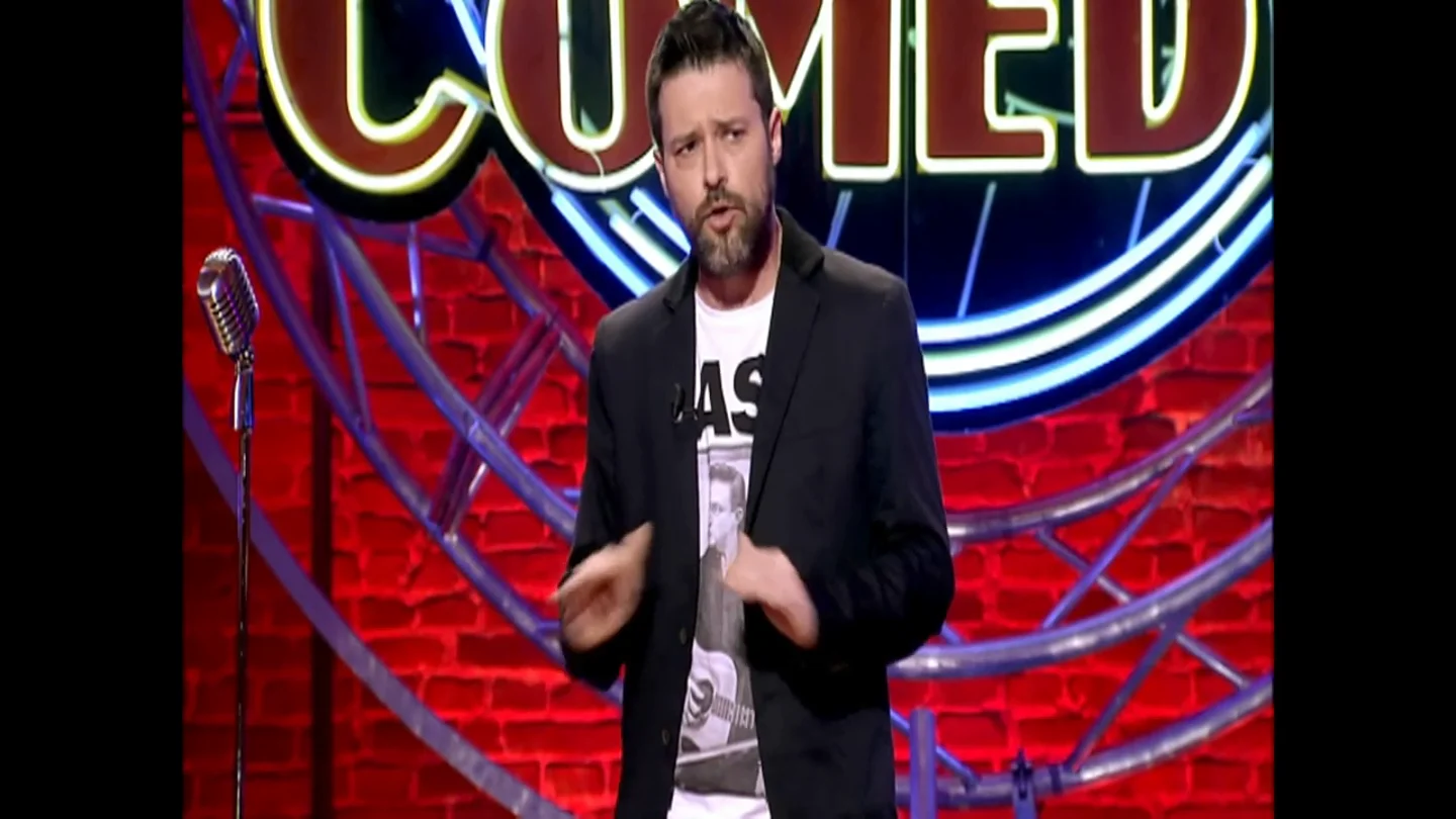 El monólogo de Héctor de Miguel (Quequé) sobre lo que supone ir a un concierto a cierta edad: "¿Hay para sentarse?" El monólogo de Héctor de Miguel (Quequé) sobre lo que supone ir a un concierto a cierta edad: "¿Hay para sentarse?"
