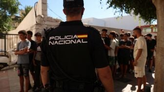 Un agente de Polic&iacute;a, en Ceuta
