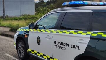 Un motorista atropella a un guardia civil al intentar escapar de un control en M&aacute;laga