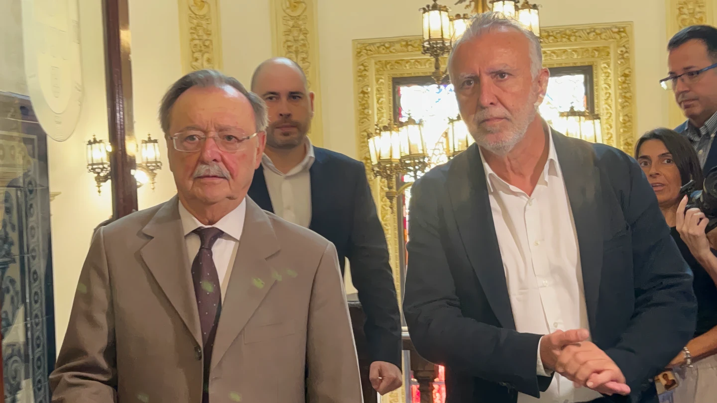 El ministro de Política Territorial y Memoria Democrática, Ángel Víctor Torres, y el presidente de Ceuta, Juan Jesús Vivas El ministro de Política Territorial y Memoria Democrática, Ángel Víctor Torres, y el presidente de Ceuta, Juan Jesús Vivas
