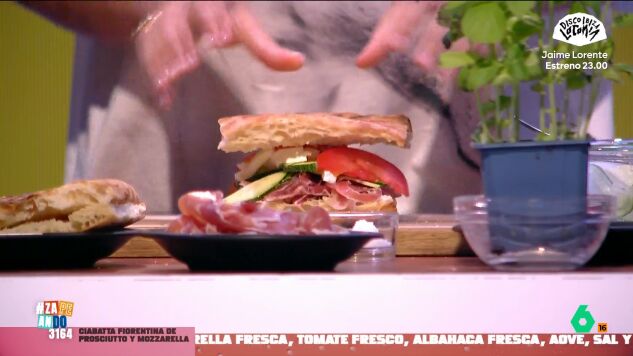 La chef indica que esta f&oacute;rmula se compone de solo cuatro pasos y permite elaborar un bocadillo delicioso. Para demostrarlo, adem&aacute;s, ense&ntilde;a c&oacute;mo elaborar una deliciosa focaccia fiorentina de prosciutto y mozzarella. 