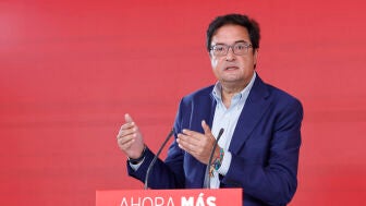 El secretario general del PSOE de Madrid y ministro para la Transformaci&oacute;n Digital y de la Funci&oacute;n P&uacute;blica, &Oacute;scar L&oacute;pez