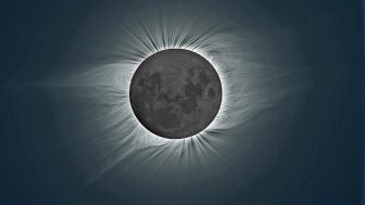 Foto de Isidro Vill&oacute; de un eclipse solar en Siberia en 2008