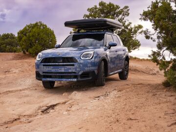 MINI prepara un nuevo modelo para los amantes de la aventura y lo pondr&aacute; a prueba en el desierto