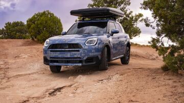 MINI prepara un nuevo modelo para los amantes de la aventura y lo pondr&aacute; a prueba en el desierto
