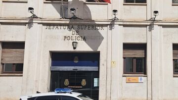 Un hombre es detenido por dejar conducir a su hijo de 12 a&ntilde;os