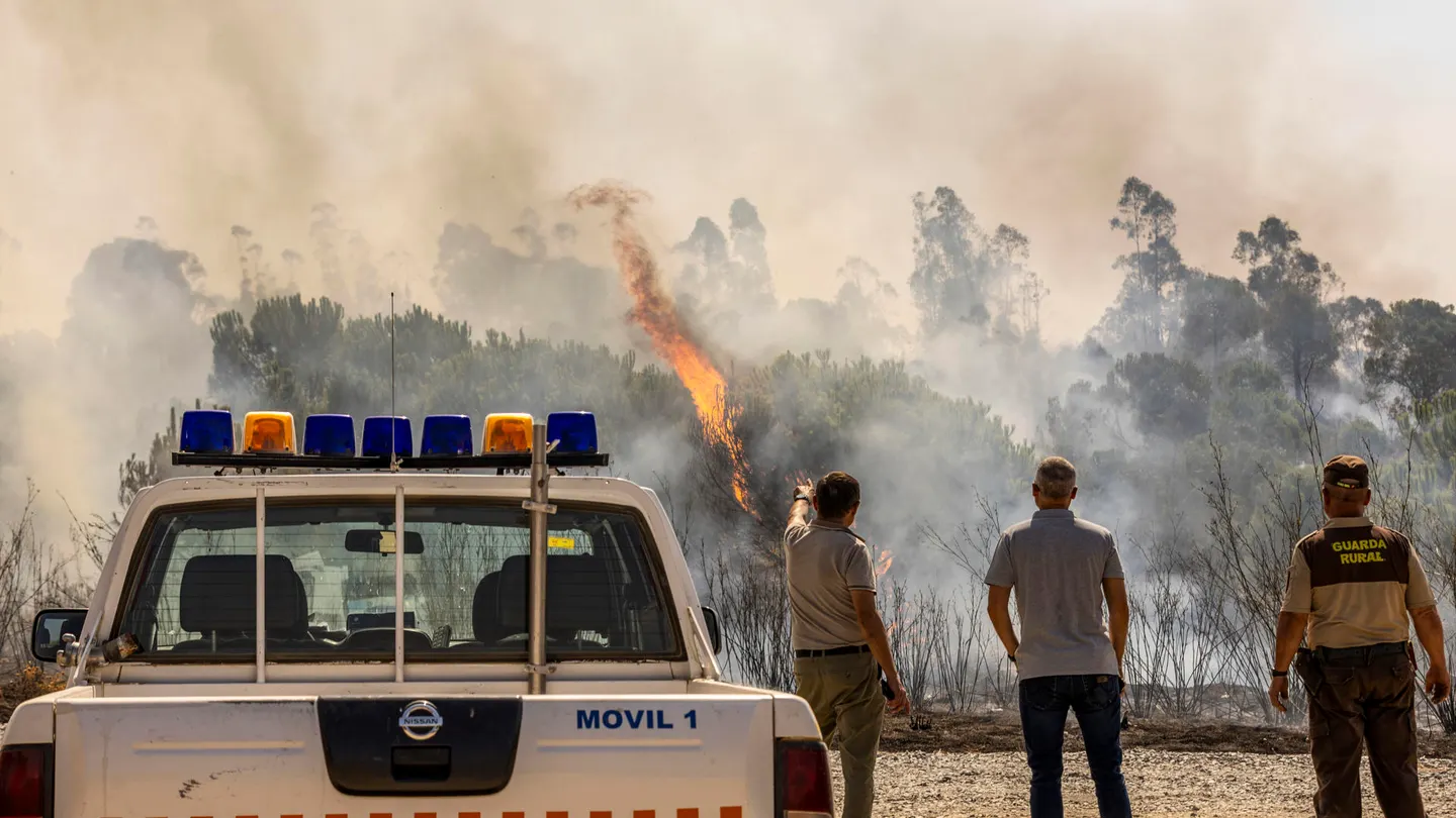 El incendio de Niebla cumple cinco días activo mientras son ya nueve los pueblos desalojados por el fuego en Huesca El incendio de Niebla cumple cinco días activo mientras son ya nueve los pueblos desalojados por el fuego en Huesca