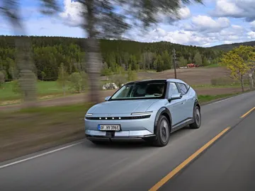 Hyundai ya tiene su Golf eléctrico: 456 km de autonomía y tamaño europeo, aunque empieza rozando los 40.000 euros Hyundai ya tiene su Golf eléctrico: 456 km de autonomía y tamaño europeo, aunque empieza rozando los 40.000 euros
