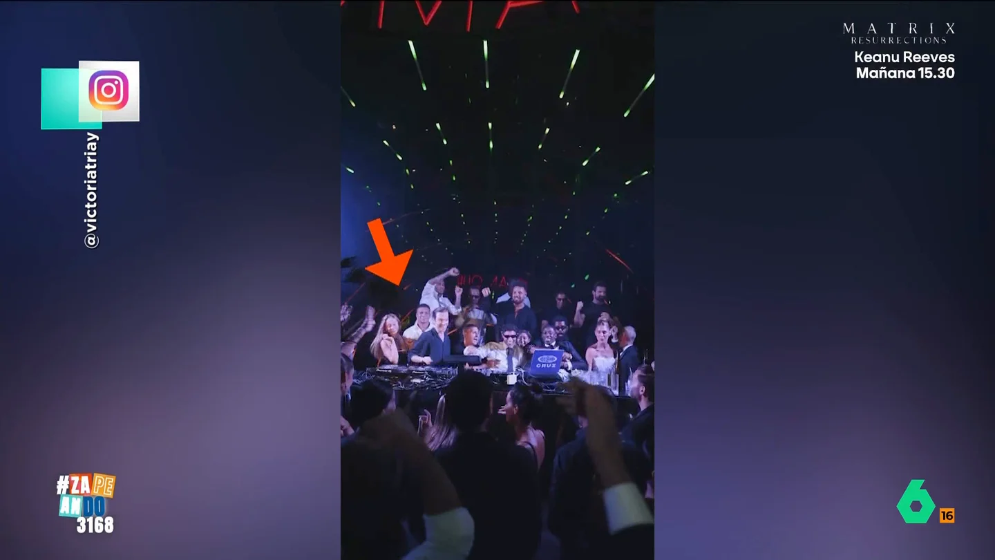 Ester Expósito y Kylian Mbappé, juntos en la boda de Lucas Hernández: así lo dan todo en la cabina del dj Ester Expósito y Kylian Mbappé, juntos en la boda de Lucas Hernández: así lo dan todo en la cabina del dj