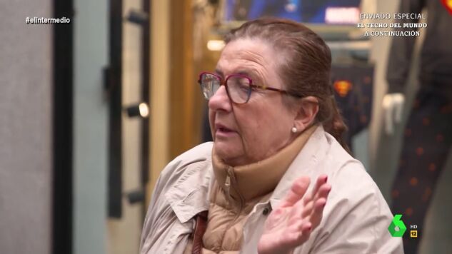 Una se&ntilde;ora, sobre la inmigraci&oacute;n: "Mis nietos se quedan sin comedor y yo sin ayudas, me las quitan para d&aacute;rselas a chorizos"