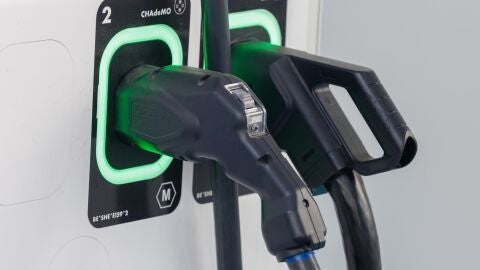 Cargador el&eacute;ctrico para coches