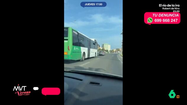 El veh&iacute;culo circula por la N-351 causando una gran alarma entre el resto de conductores. Es tal el miedo que genera que la pasajera de otro veh&iacute;culo decide grabarla para que quede constancia de su imprudencia.