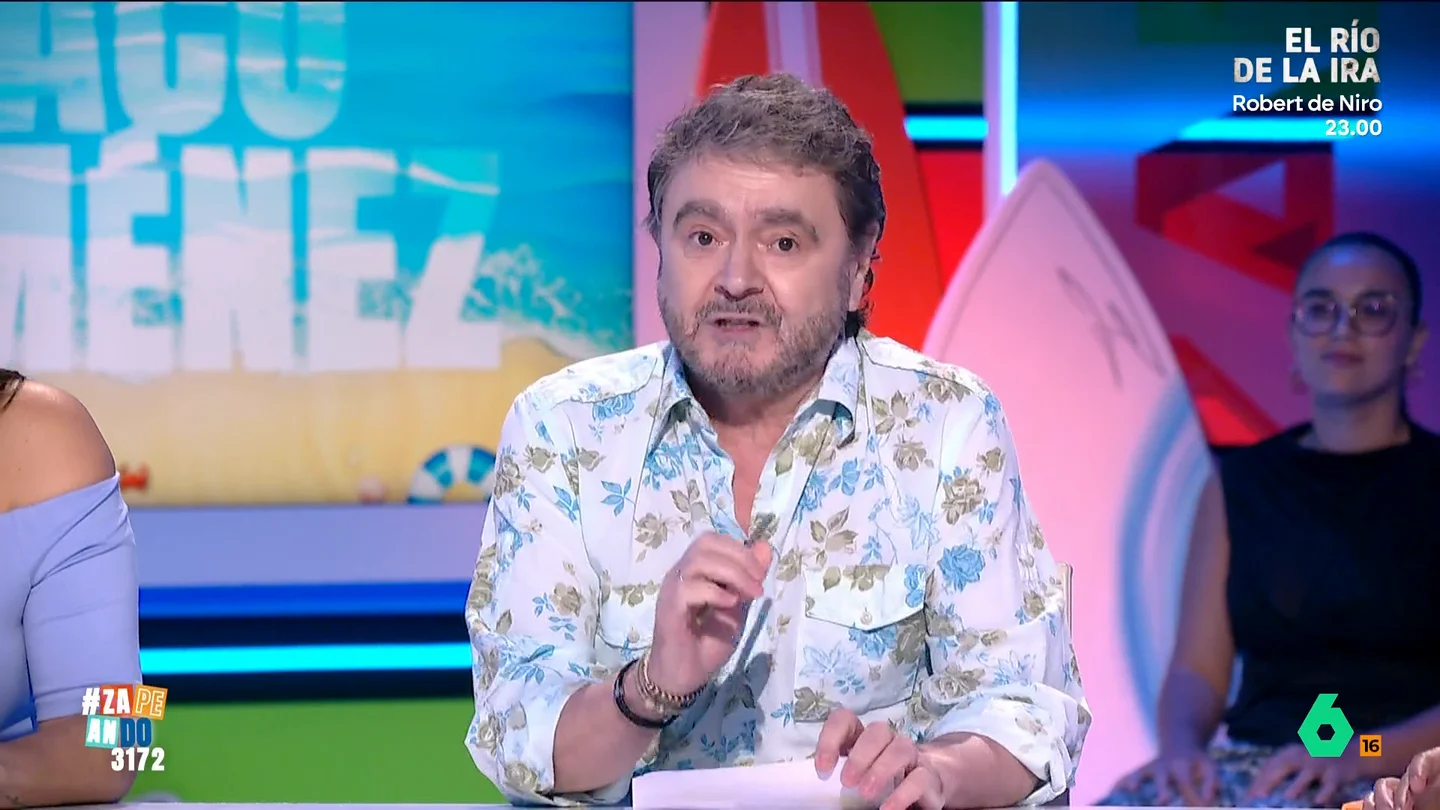 Paco Jiménez desvela una nueva estafa que utiliza como gancho el carné de conducir El periodista indica que una empresa anuncia, a través de redes sociales, que pueden conseguir que obtengamos nuestro permiso de conducción en solo cuatro días y sin hacer exámenes. Descubre cómo es esta estafa en el vídeo principal.