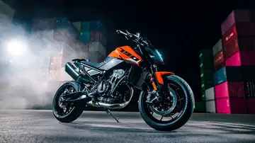 KTM 790 DUKE 2027 KTM 790 DUKE 2027