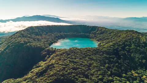 Laguna. Volcán Poás Laguna. Volcán Poás