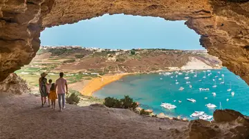 Cueva. Gozo Cueva. Gozo