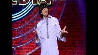 Luis Piedrahita se hace las preguntas m&aacute;s absurdas de la vida en su mon&oacute;logo: "&iquest;Qu&eacute; pasa si bebes veneno caducado?"