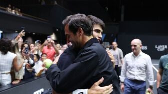 Carlos Alcaraz y Roger Federer