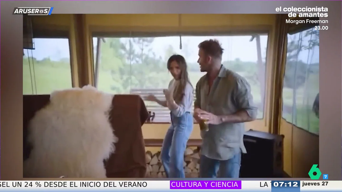 David y Victoria Beckham derrochan complicidad bailando en homenaje a Dolly Parton David y Victoria Beckham derrochan complicidad bailando en homenaje a Dolly Parton