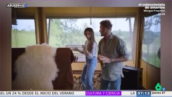 David y Victoria Beckham derrochan complicidad bailando en homenaje a Dolly Parton