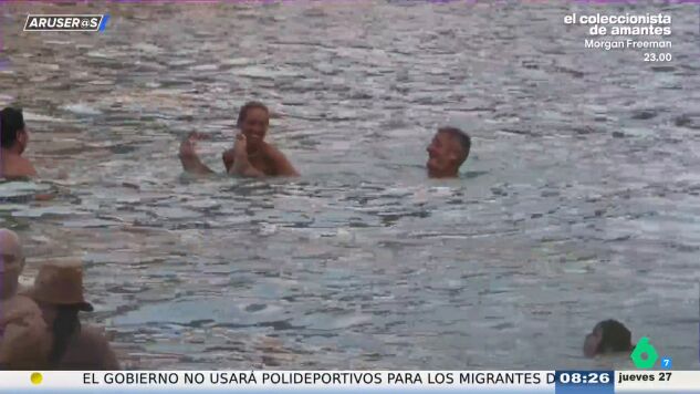 Alfonso Ar&uacute;s, al ver a I&ntilde;aki Urdangarin y Ainhoa Armentia en Mallorca: "Me dan verg&uuml;enza los adultos que juegan en el agua como ni&ntilde;os"