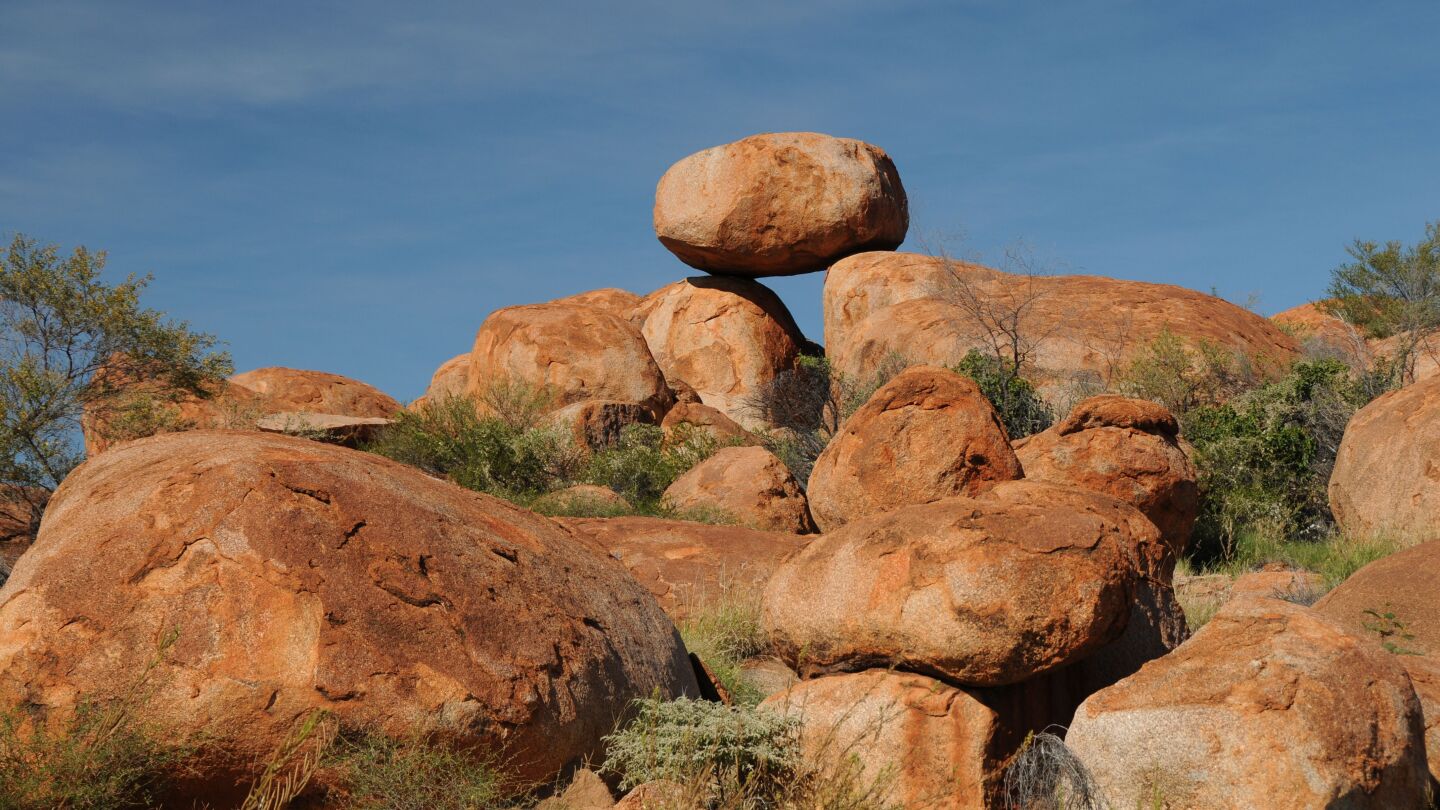 Karlu Karlu, Australia