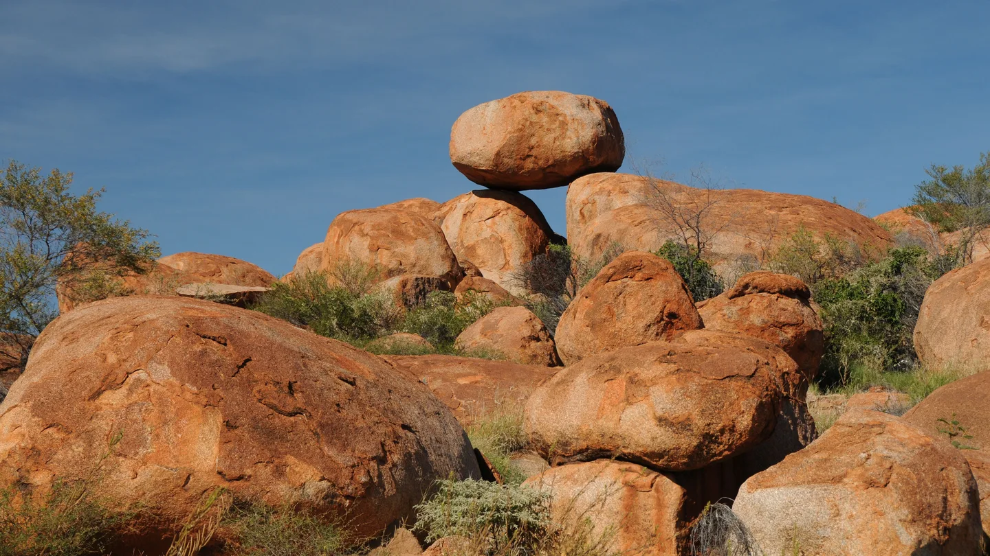 Karlu Karlu, Australia Karlu Karlu, Australia
