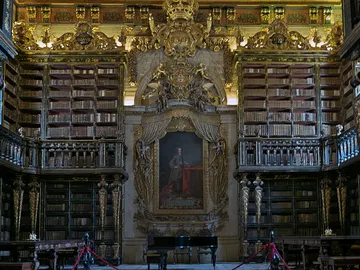 Interior de la Biblioteca Joanina, Universidad de Coimbra (Portugal) Interior de la Biblioteca Joanina, Universidad de Coimbra (Portugal)