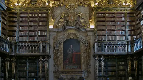 Interior de la Biblioteca Joanina, Universidad de Coimbra (Portugal) Interior de la Biblioteca Joanina, Universidad de Coimbra (Portugal)
