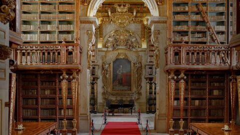 Interior de la Biblioteca Joanina, Universidad de Coimbra (Portugal)
