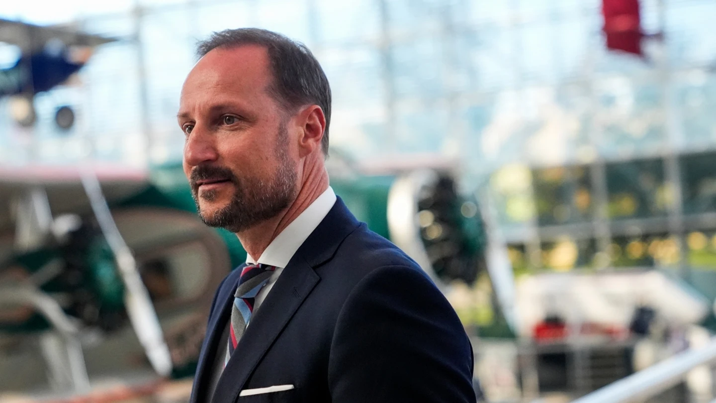 El rey Haakon VIII de Noruega El rey Haakon VIII de Noruega